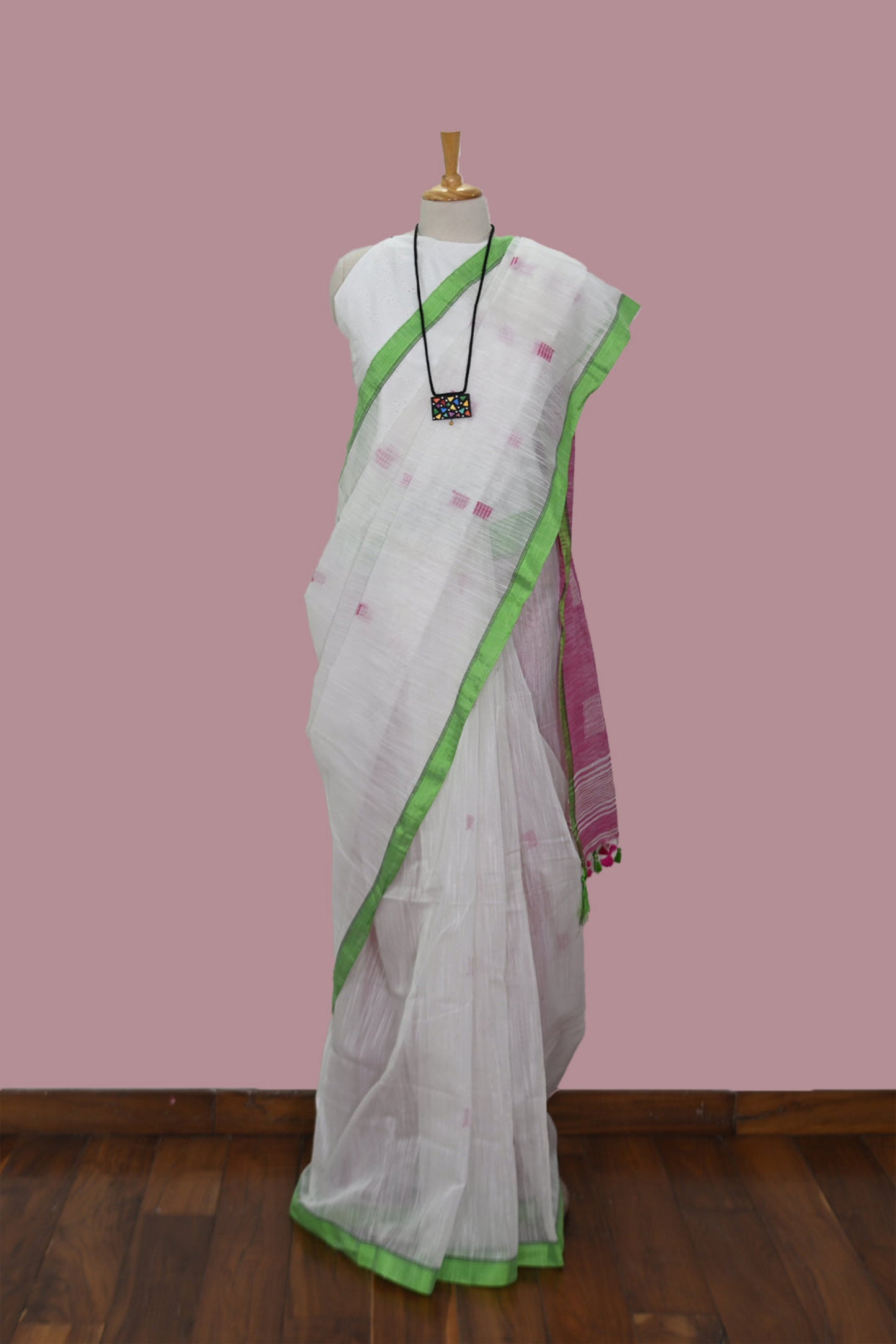 White Saree- Green Slim Border -Pink Pallu | simmpli ethnicc