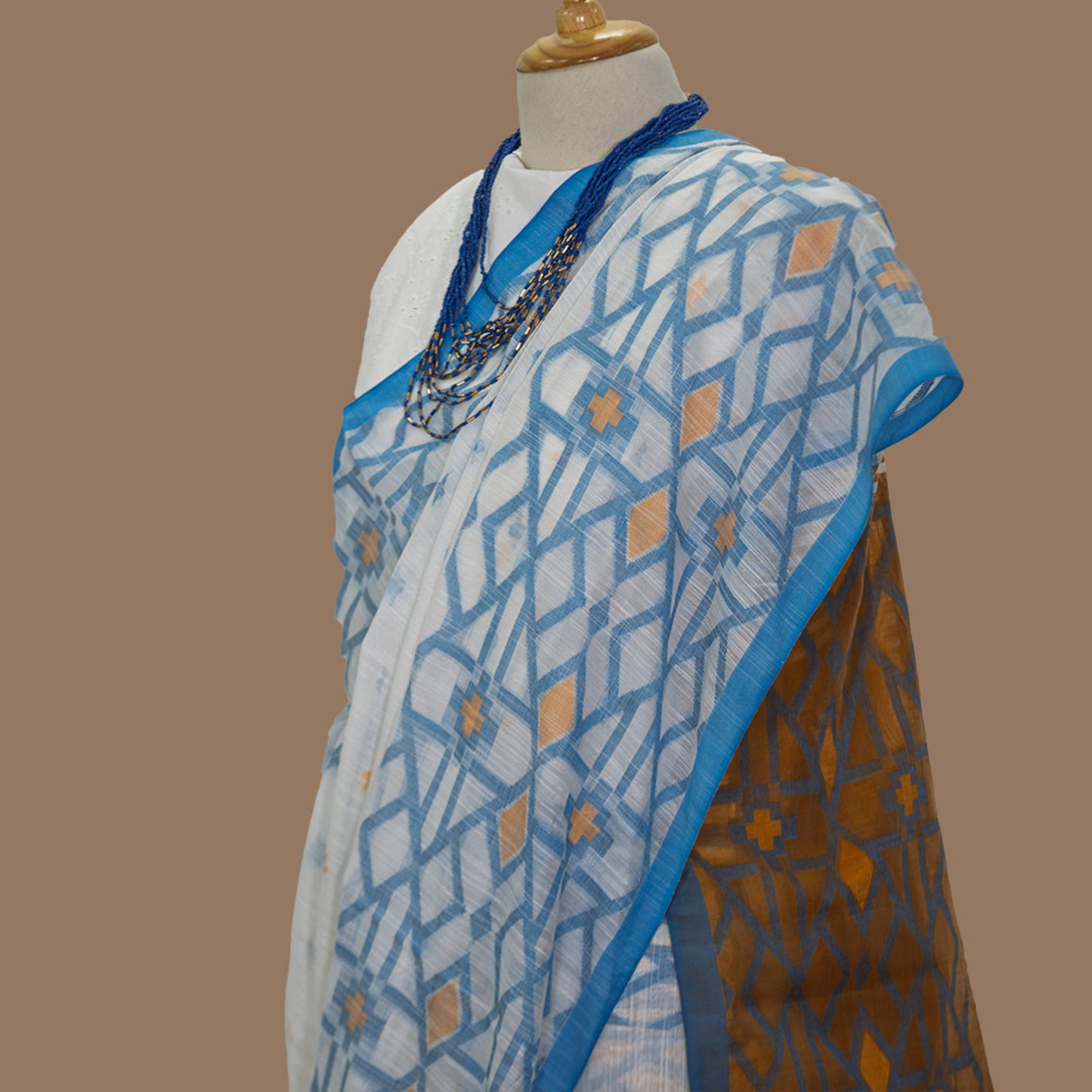 White Handloom Saree-Blue zaal Border-Mustard Pallu