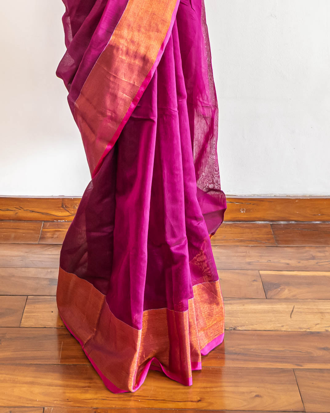 Magenta handloom cotton golden border Saree