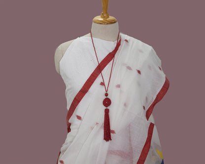 White & Red Muslin Saree - Handwoven | intricate woven Floral Pallu | simmpli ethnicc