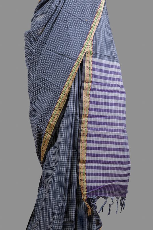 Fine Cotton Saree-Charcoal Black-White -Small Checkered Woven