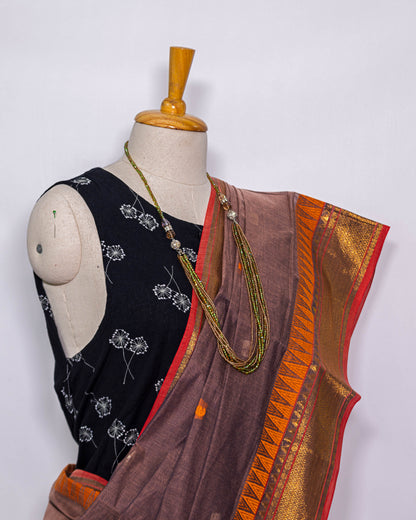 Brown / Golden Border Handloom cotton Saree|simmpli ethnicc