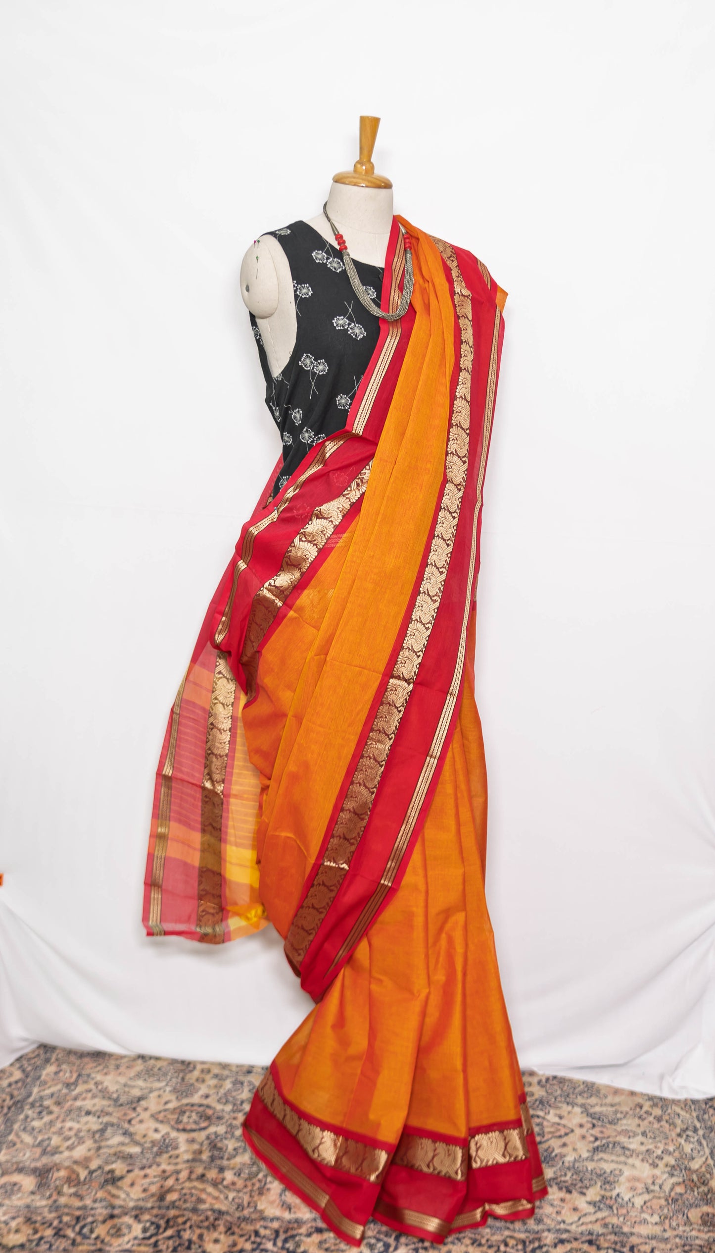 HANDLOOM COTTON SAREE-ORANGE_RED_CREAMR RESHAM WOVEN BORDER-HANDLLOOM COTTON SAREE COLLECTION| simmpli ethnicc