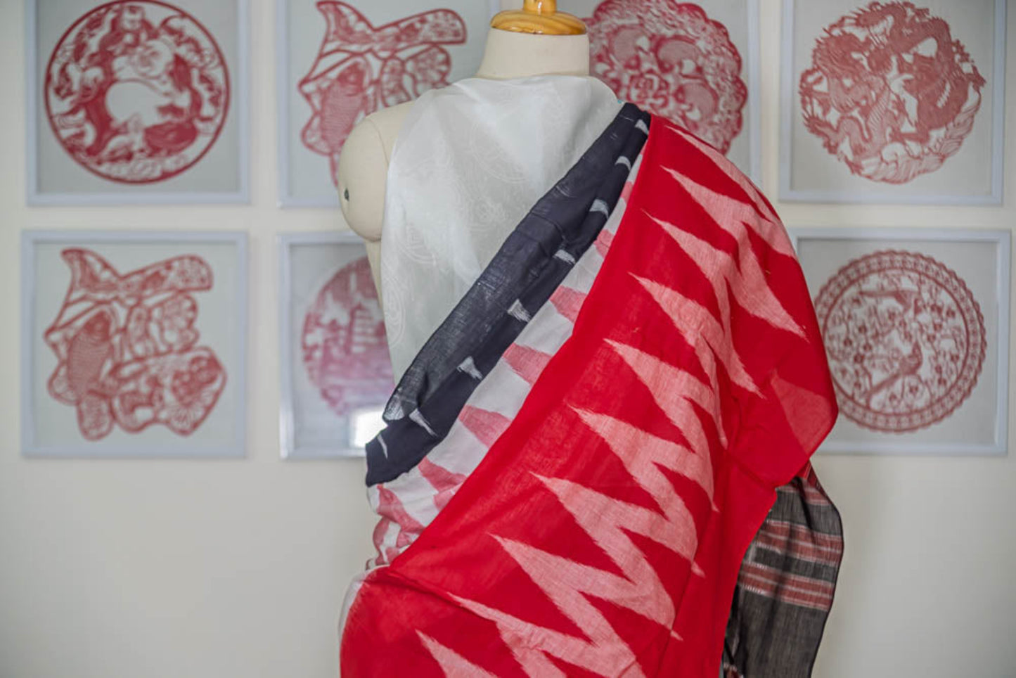 simmpli ethnicc |NAVY/ WHITE/RED IKAT KHADI COTTON SAREE 