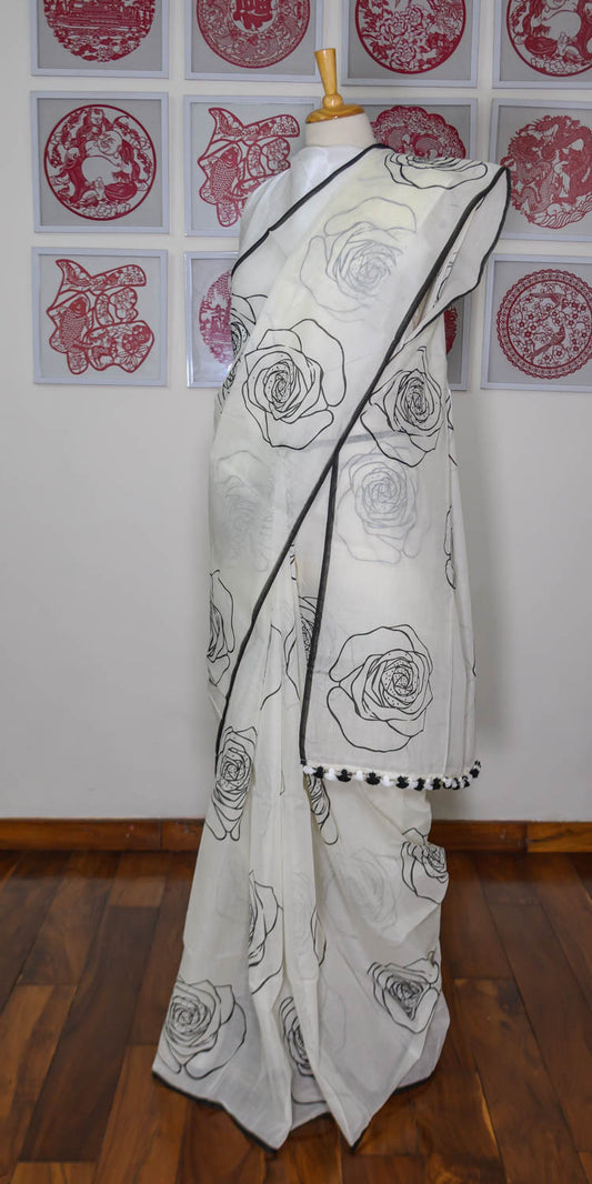 simmpli ethnicc | Off-white Mul Cotton Black Rose Print Saree