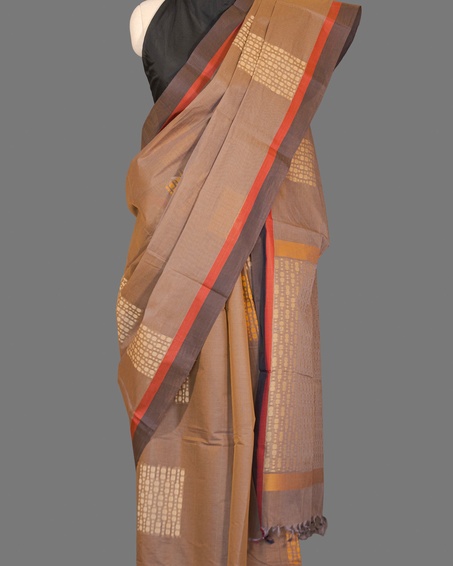 Fine Cotton Handloom Saree-Khaki Brown - Geometrical Booties
